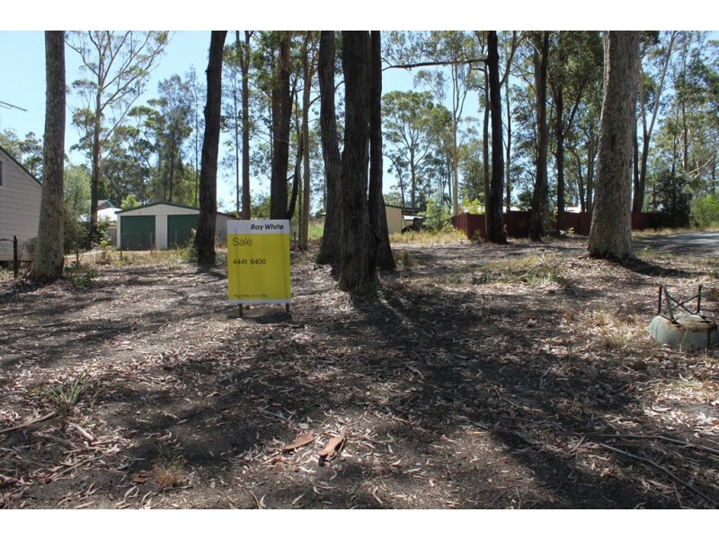 17 Hunt Street, Old Erowal Bay NSW 2540