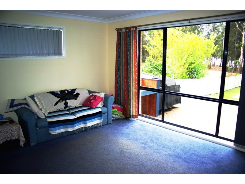 126 Sanctuary Point Road, Sanctuary Point NSW 2540