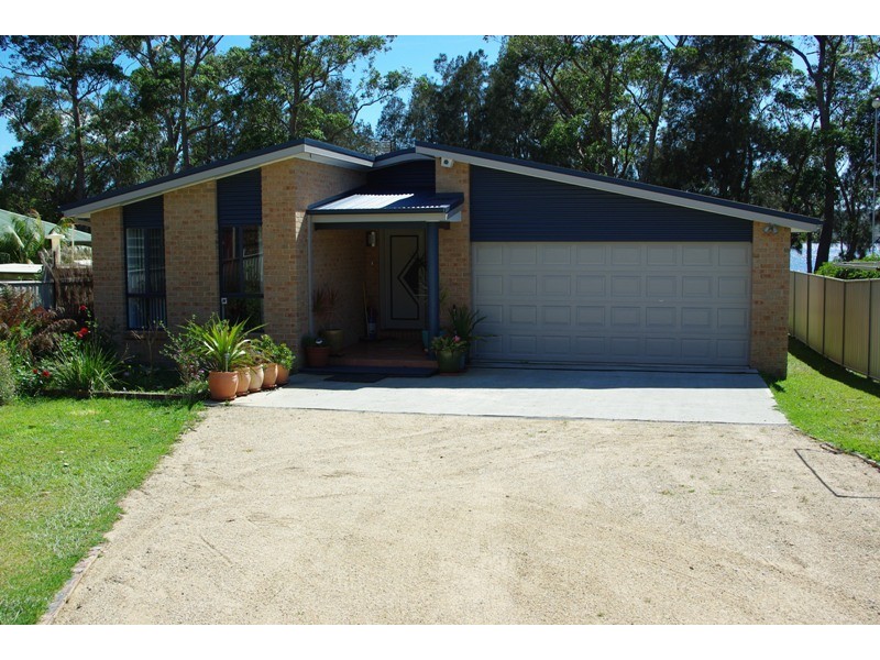126 Sanctuary Point Road, Sanctuary Point NSW 2540