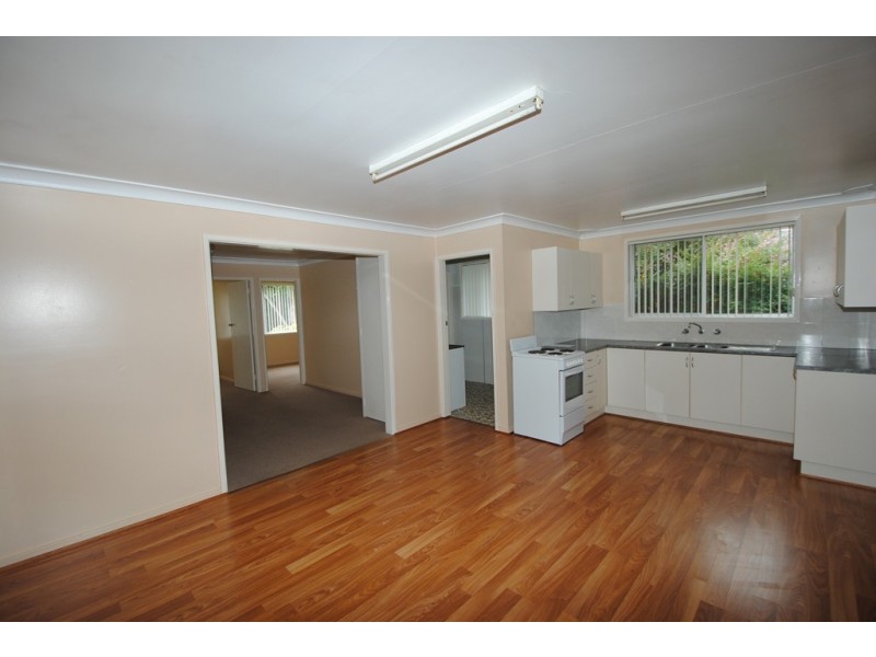 2/6 Numrock Street, Bomaderry NSW 2541