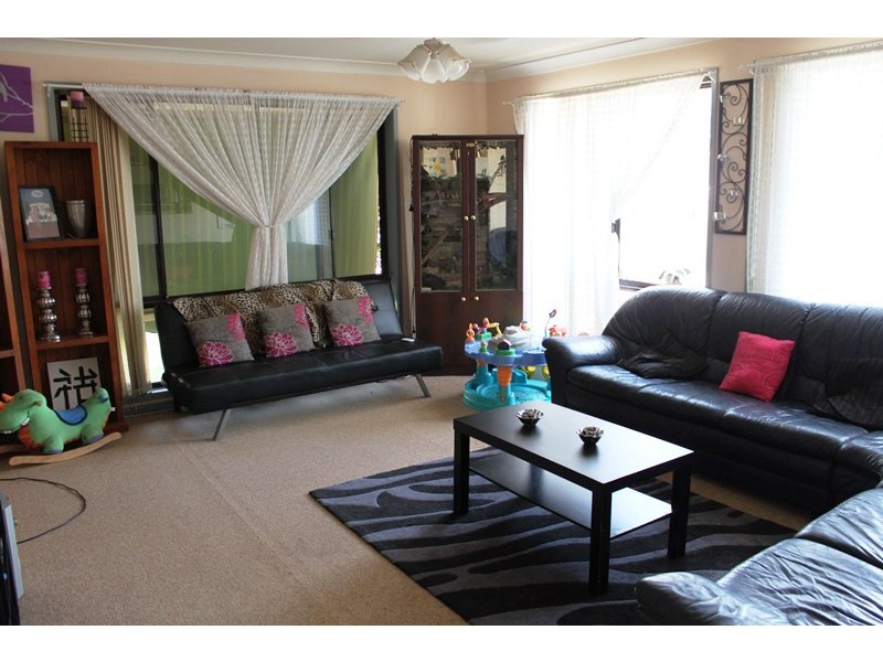 33 Dunisla St, Sanctuary Point NSW 2540