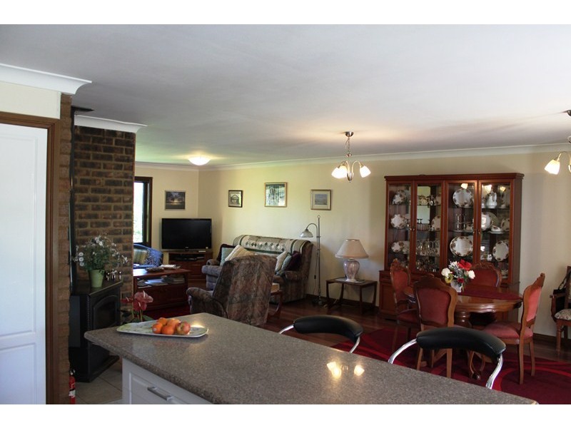 367 Hawken Road, Tomerong NSW 2540