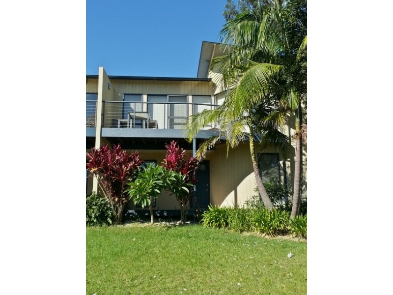 2/223 Elizabeth Drive, Vincentia NSW 2540
