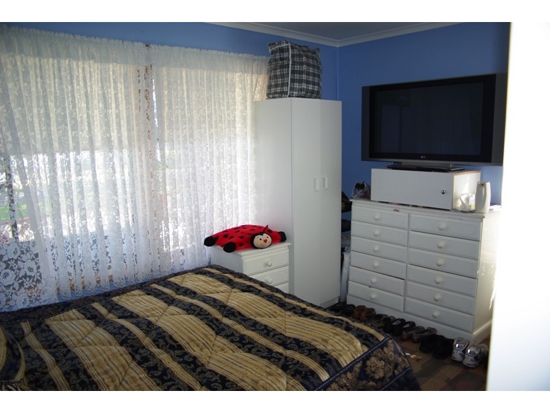17 Graham Avenue, St Georges Basin NSW 2540