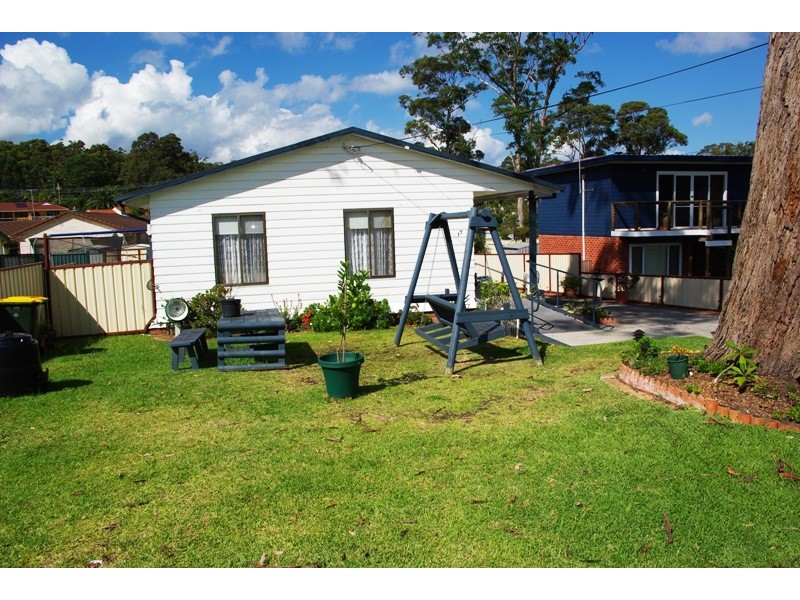 17 Graham Avenue, St Georges Basin NSW 2540