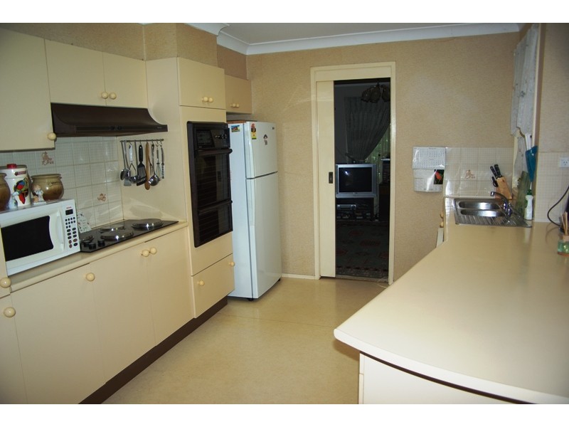 10 Wahroonga Close, St Georges Basin NSW 2540