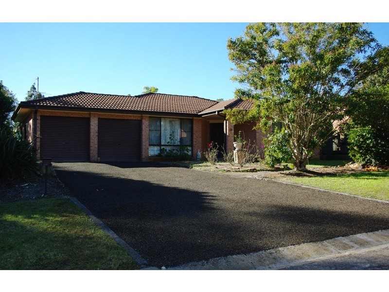 10 Wahroonga Close, St Georges Basin NSW 2540