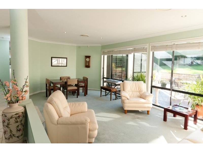 9 Durnford Place, St Georges Basin NSW 2540