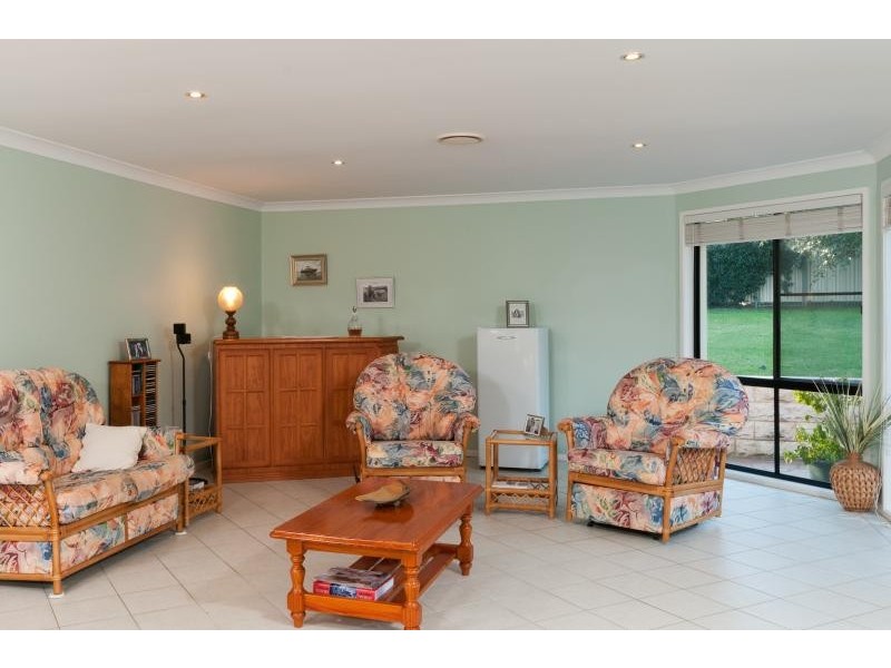 9 Durnford Place, St Georges Basin NSW 2540