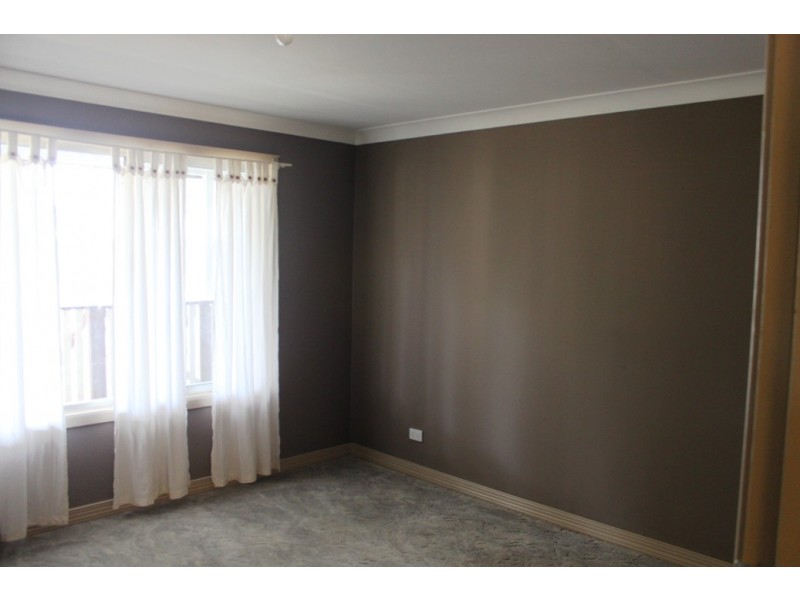 1 Roberts Street, Old Erowal Bay NSW 2540