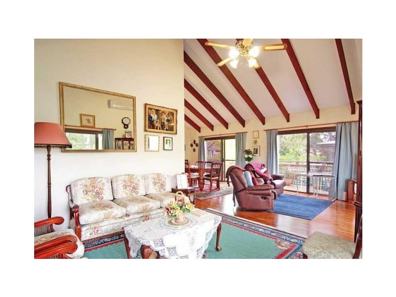 16 Walmer Ave, Sanctuary Point NSW 2540