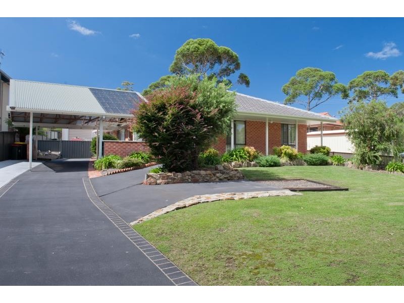 21 Deakin Street, Wrights Beach NSW 2540