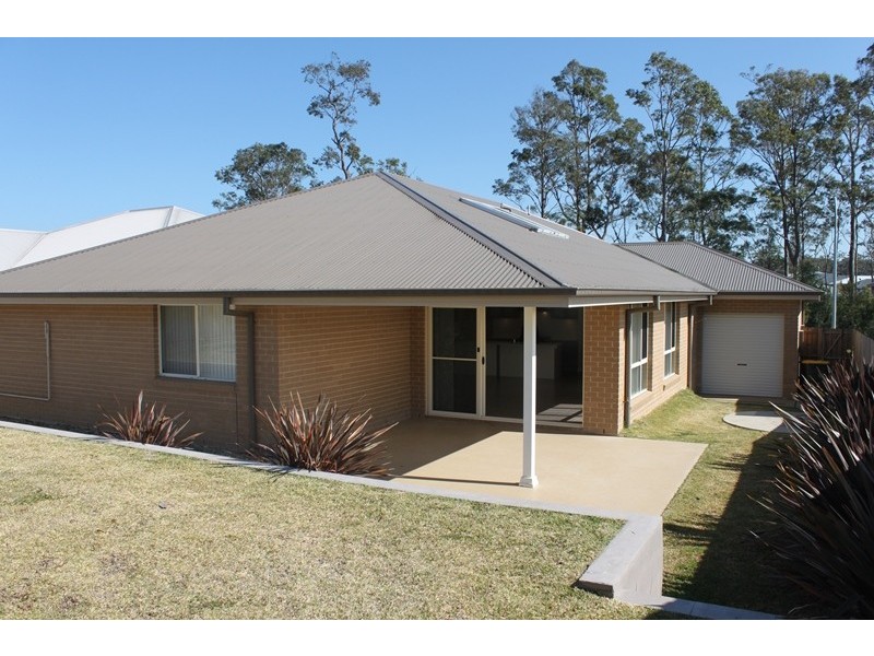 20 Coaster Cct, Vincentia NSW 2540