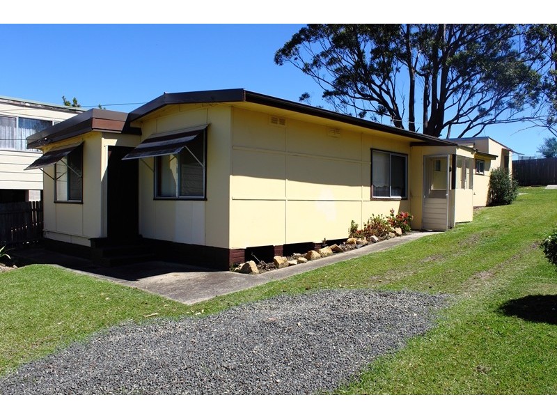 13 Blair Street, Old Erowal Bay NSW 2540