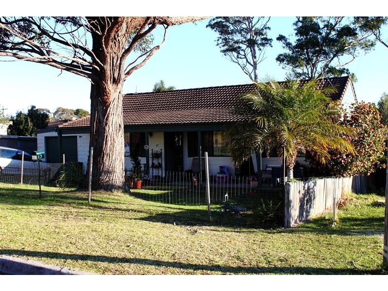 17 Albion Street, Sanctuary Point NSW 2540