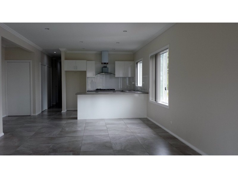 4 Bayswood Avenue, Vincentia NSW 2540