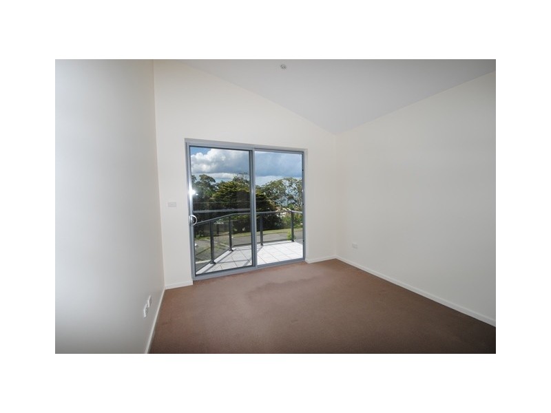 2/225 Elizabeth Drive, Vincentia NSW 2540