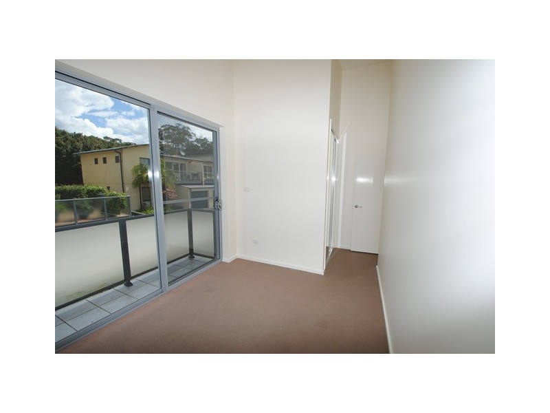 2/225 Elizabeth Drive, Vincentia NSW 2540