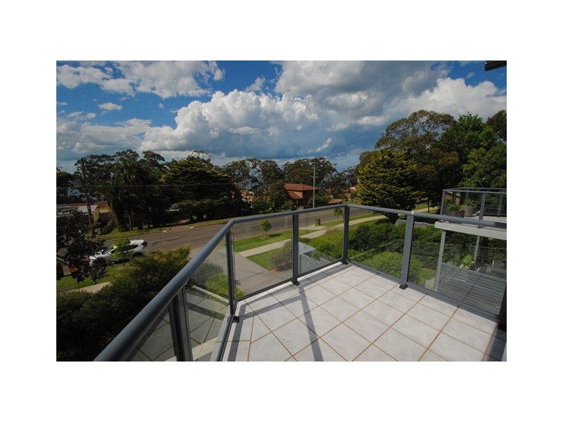 2/225 Elizabeth Drive, Vincentia NSW 2540