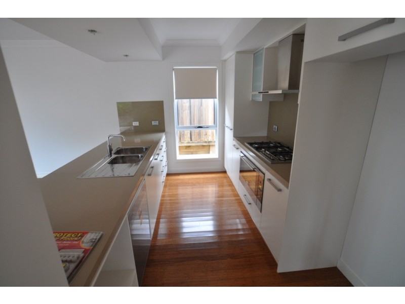 14 Coaster Circuit, Vincentia NSW 2540