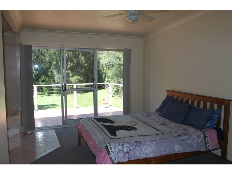 32 Watersedge Ave, Basin View NSW 2540
