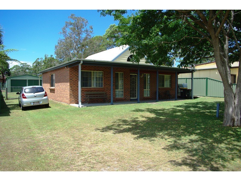 4 Milson Street, Sanctuary Point NSW 2540
