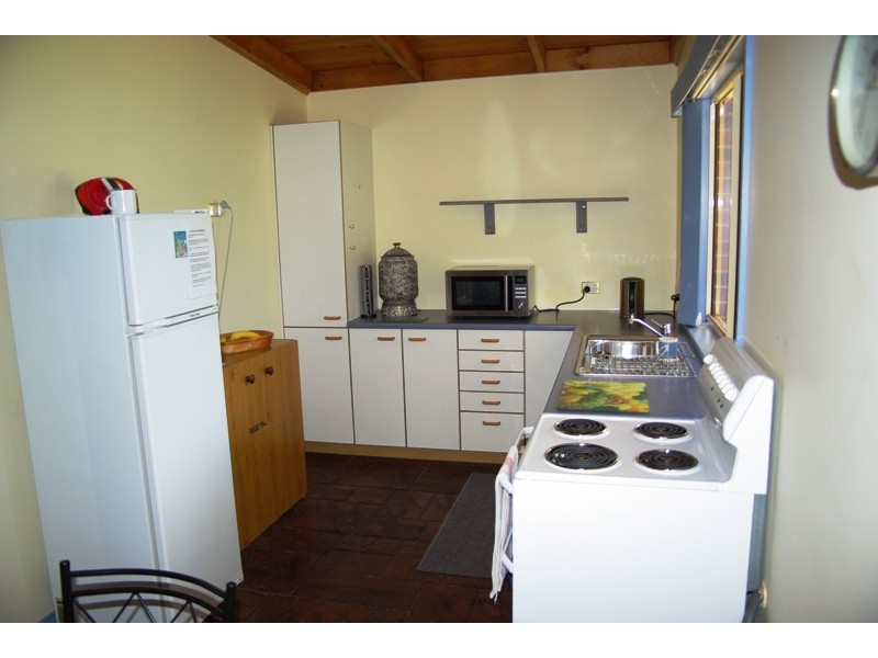4 Milson Street, Sanctuary Point NSW 2540