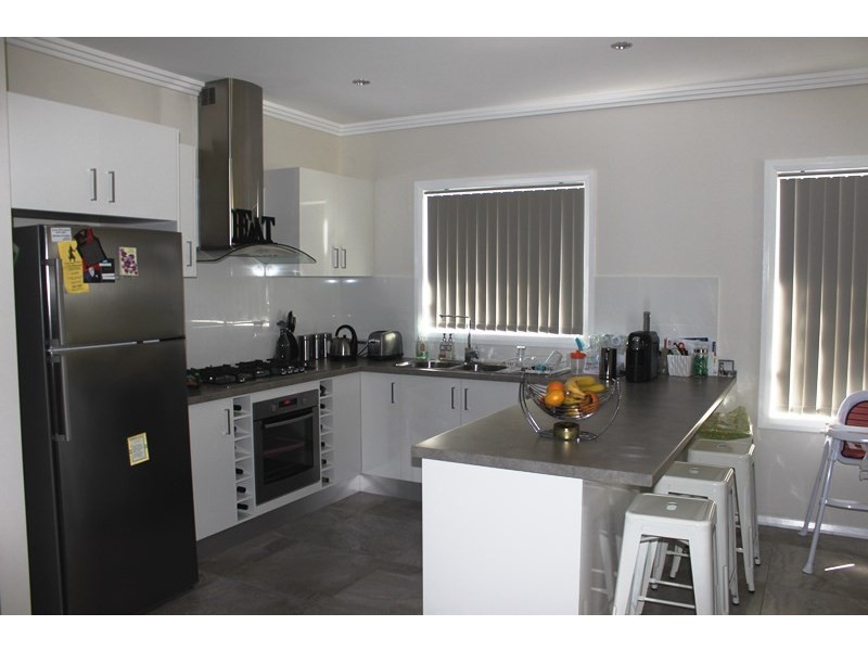 4 Bayswood Ave, Vincentia NSW 2540