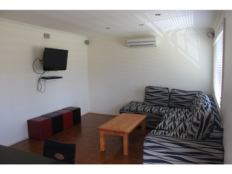 8 Deas Thomson Street, Vincentia NSW 2540