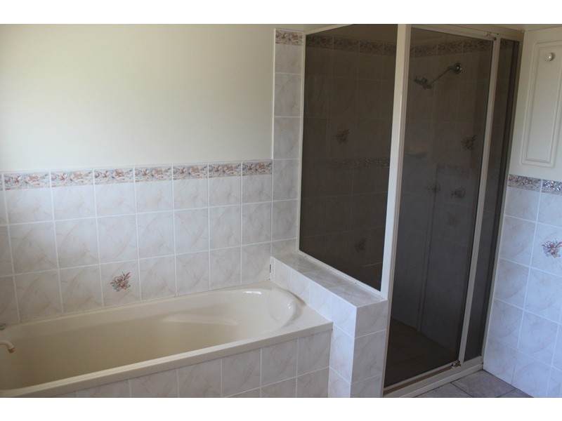 8 Deas Thomson Street, Vincentia NSW 2540