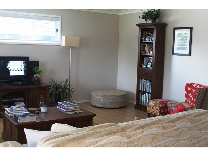 12 Elanora Parade, Basin View NSW 2540