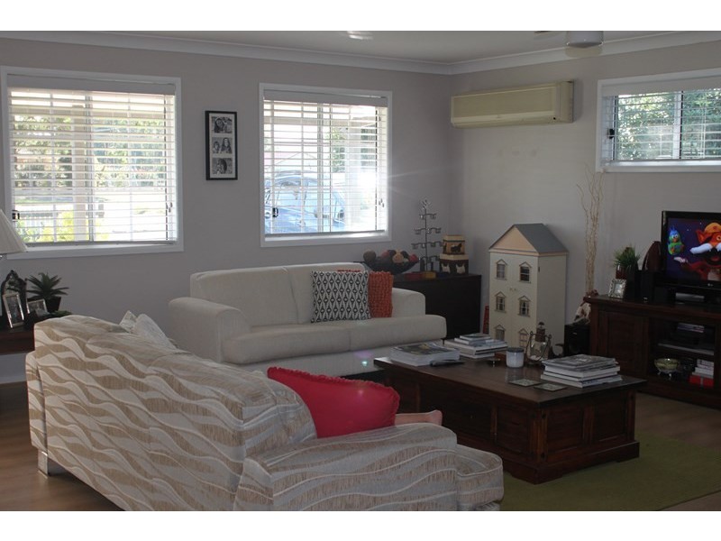 12 Elanora Parade, Basin View NSW 2540