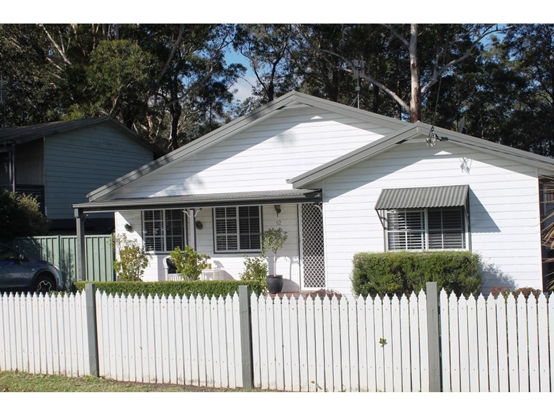 12 Elanora Parade, Basin View NSW 2540