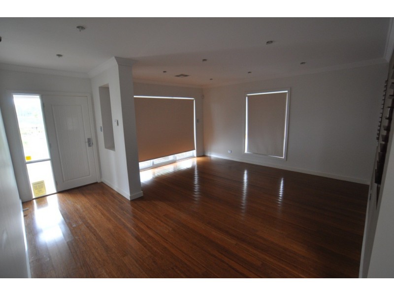 14 Coaster Circuit, Vincentia NSW 2540