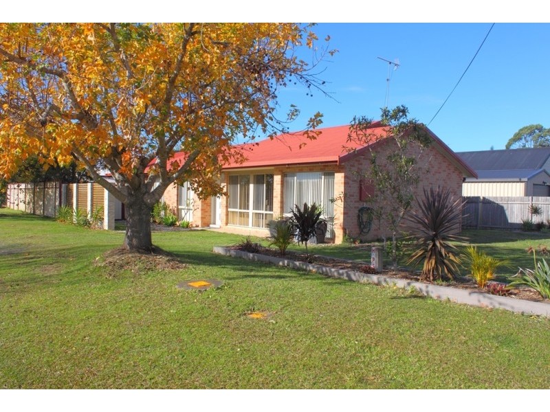 26 John St, Basin View NSW 2540