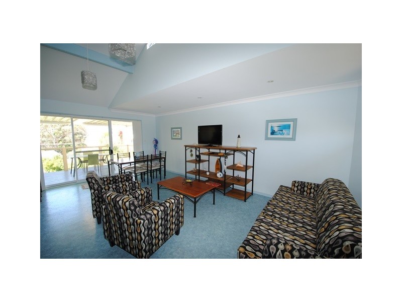2/360 Elizabeth Drive, Vincentia NSW 2540