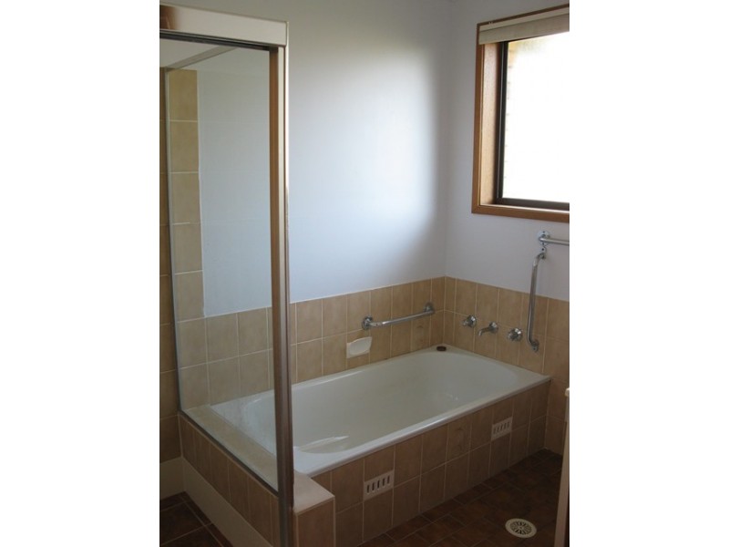 12 Penguin Street, Sanctuary Point NSW 2540