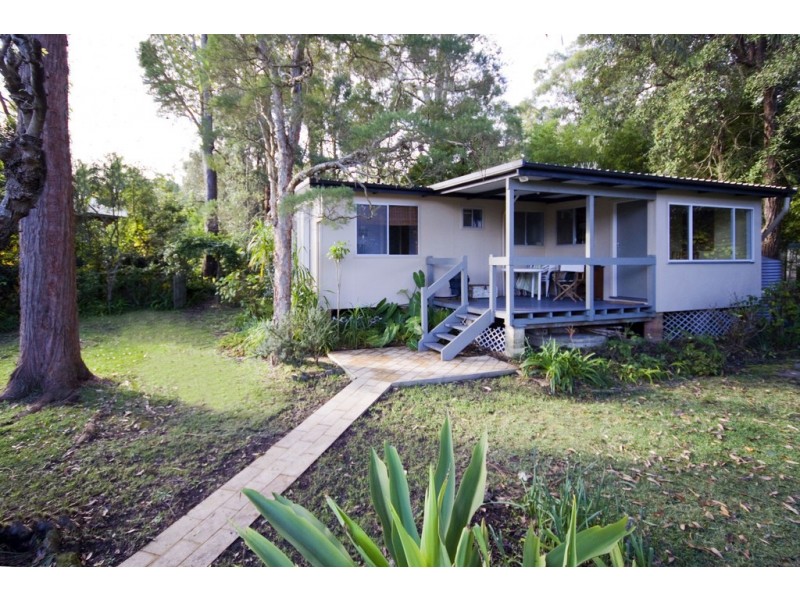 156 Tallyan Point Road, Basin View NSW 2540
