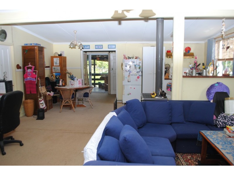 150 Tallyan Point Road, Basin View NSW 2540