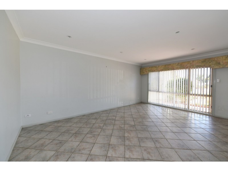 6 Hurst Place, St Georges Basin NSW 2540