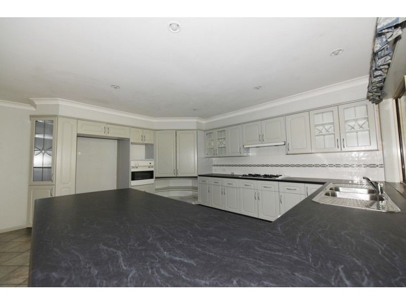 6 Hurst Place, St Georges Basin NSW 2540