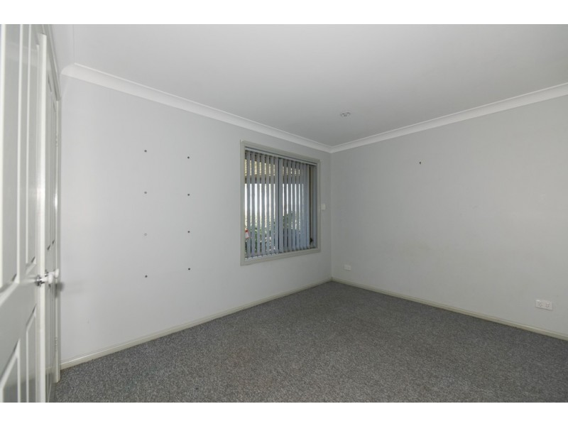 6 Hurst Place, St Georges Basin NSW 2540