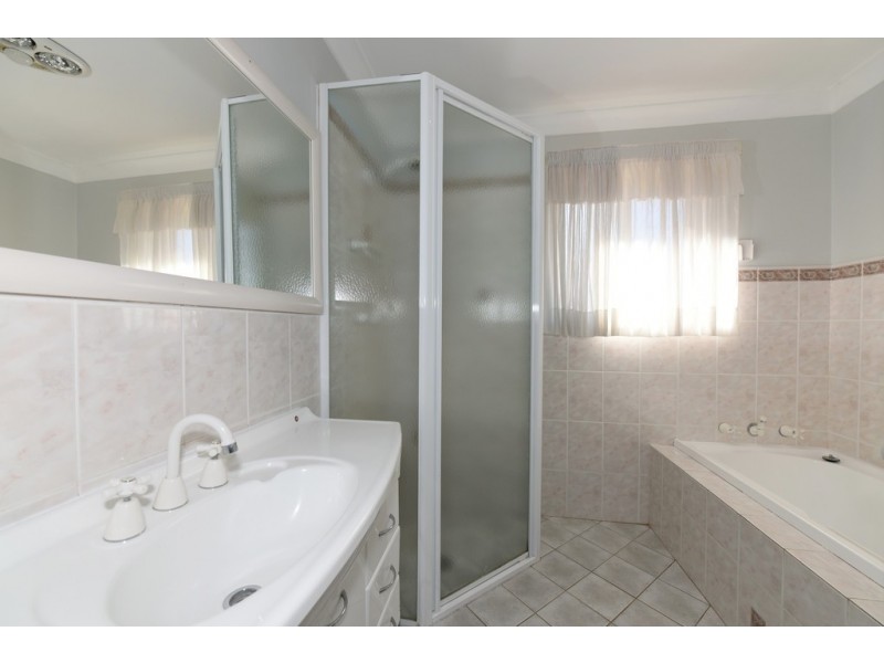 6 Hurst Place, St Georges Basin NSW 2540