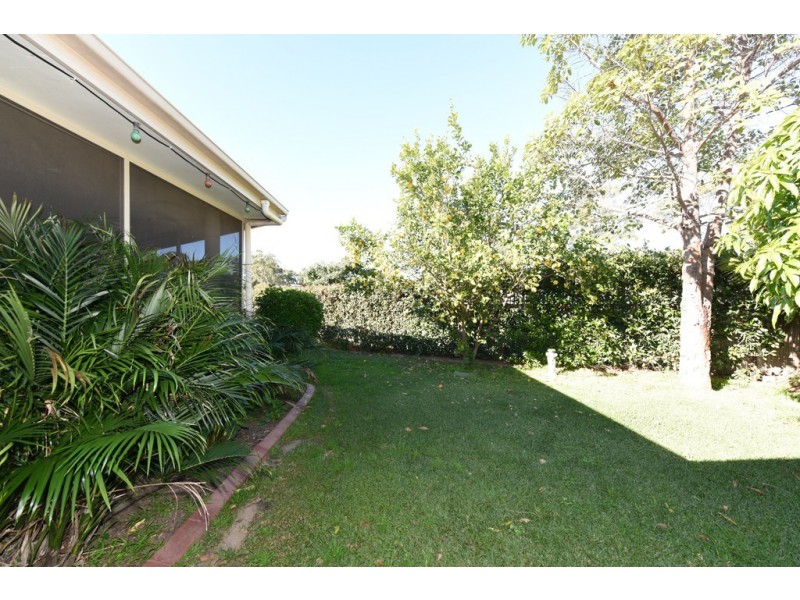 6 Hurst Place, St Georges Basin NSW 2540