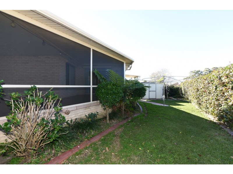 6 Hurst Place, St Georges Basin NSW 2540