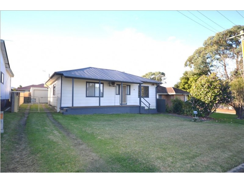 3 Mulgen Crescent, Bomaderry NSW 2541