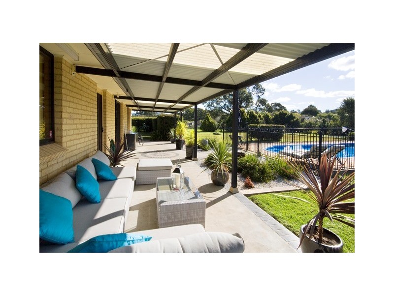 6 Wandean Street, Wandandian NSW 2540