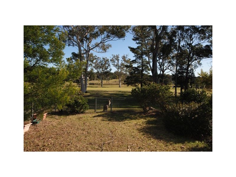 63 Paradise Beach Road, Sanctuary Point NSW 2540