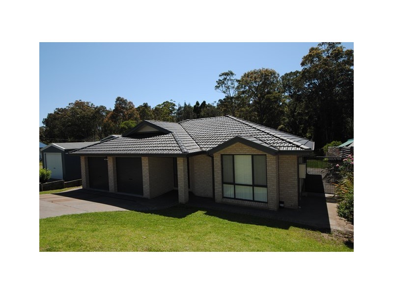 22 Macgibbon Parade, Old Erowal Bay NSW 2540