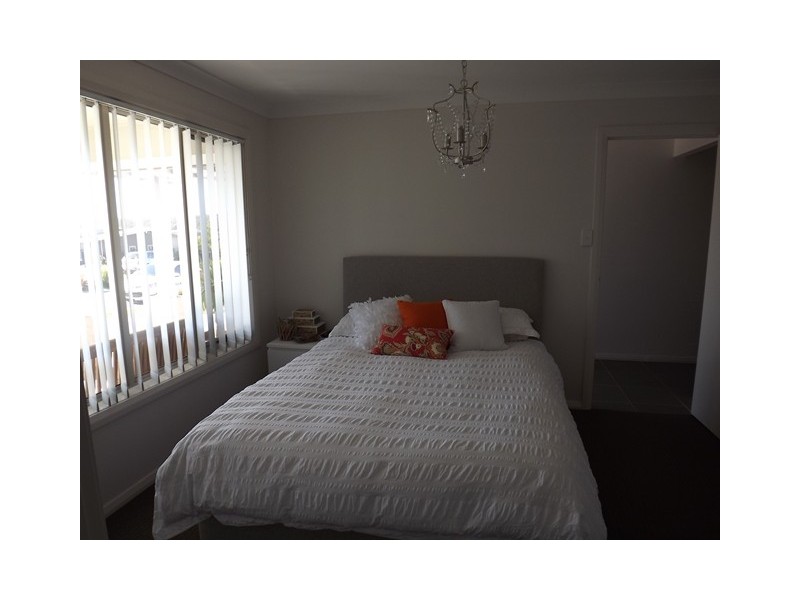 4 Dinghy Street, Vincentia NSW 2540